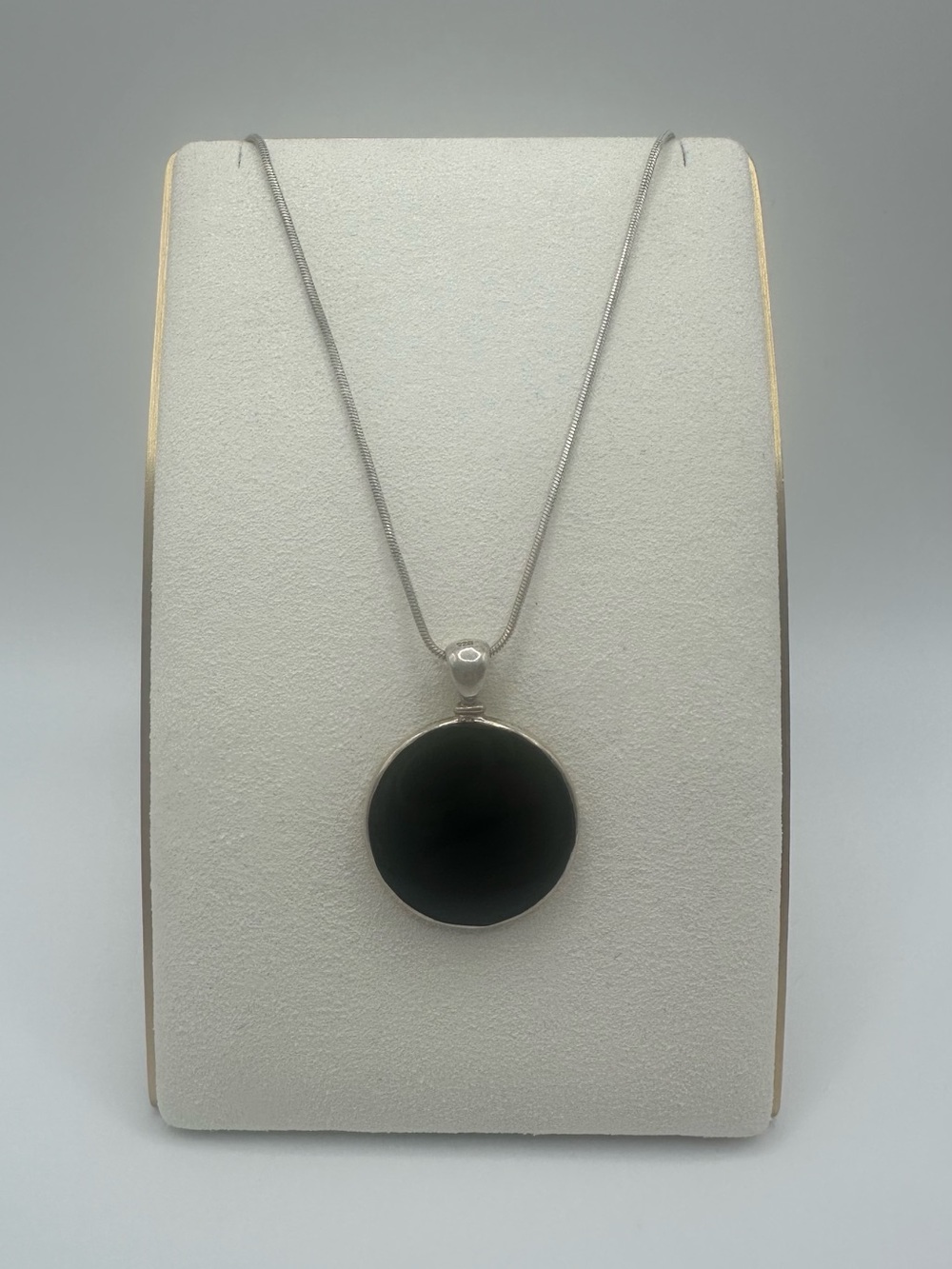 Sterling Silver 925 Black Onyx Pendant Necklace Round Modernist Snake 17.5" Vtg
